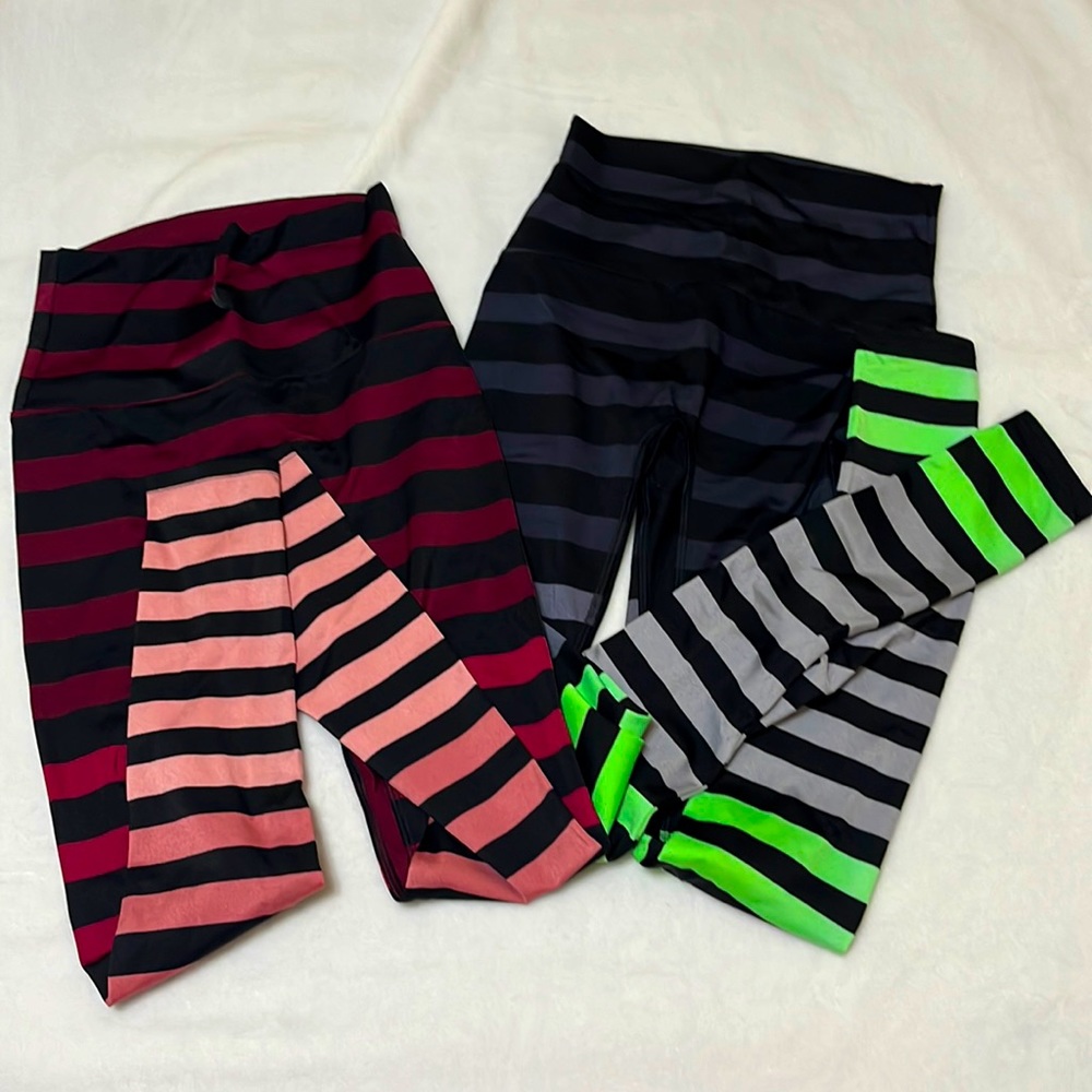 2 pair K-Deer leggings